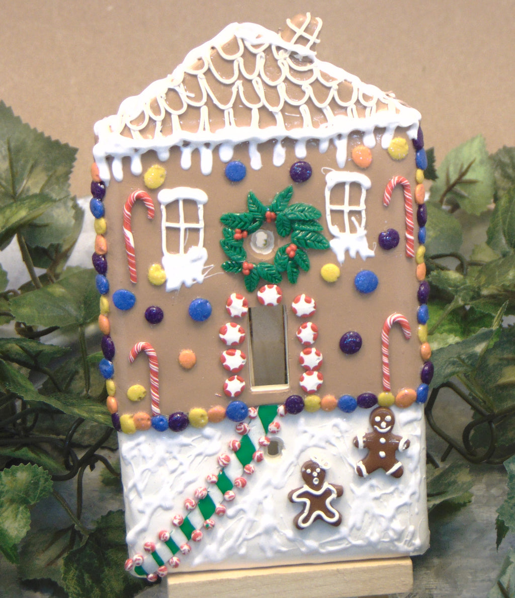 CAS-15  Ginger Bread House
