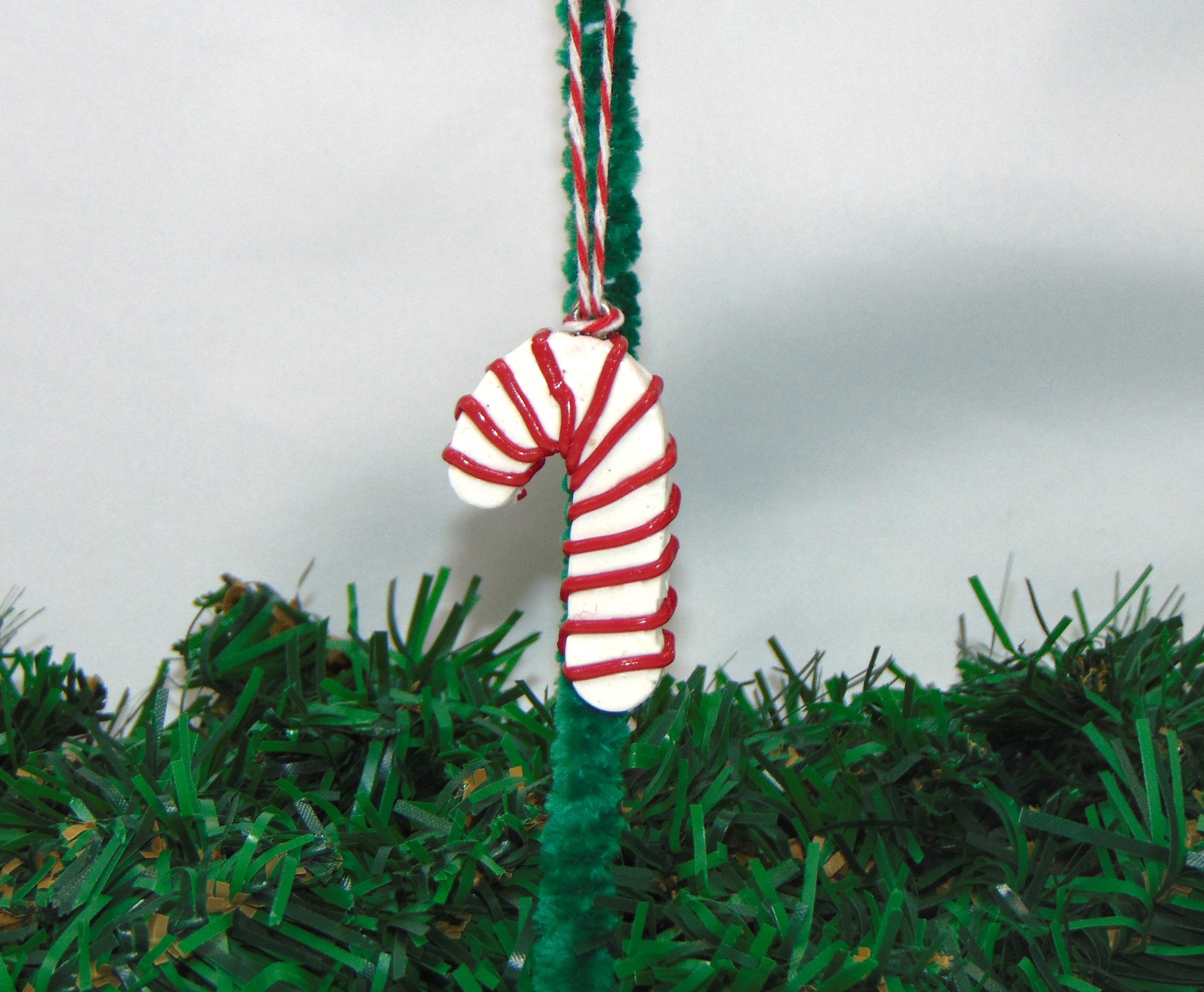 EO-75 White & Red Cord Candy Cane